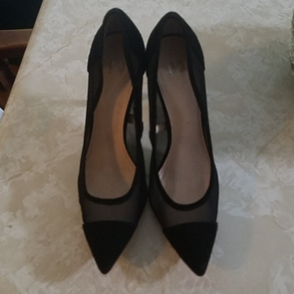 Limited Edition Victoria's Secret Heels - Picture 2 of 4